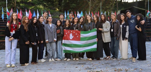 Молодежь Абхазии: запрос на самореализацию и вызовы социального пессимизма 